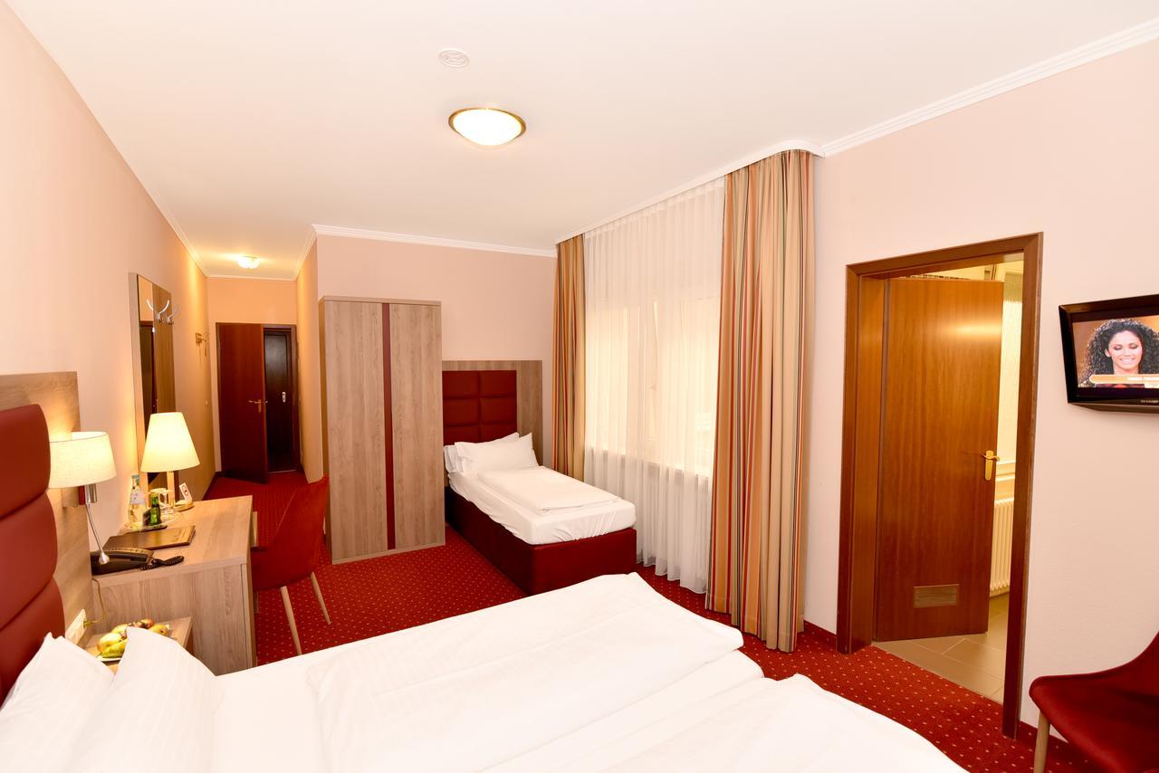 Hotel Roemerhof Baden-Baden Exterior photo