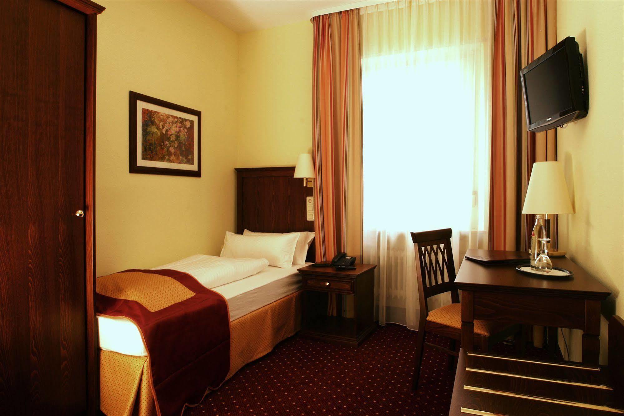 Hotel Roemerhof Baden-Baden Exterior photo
