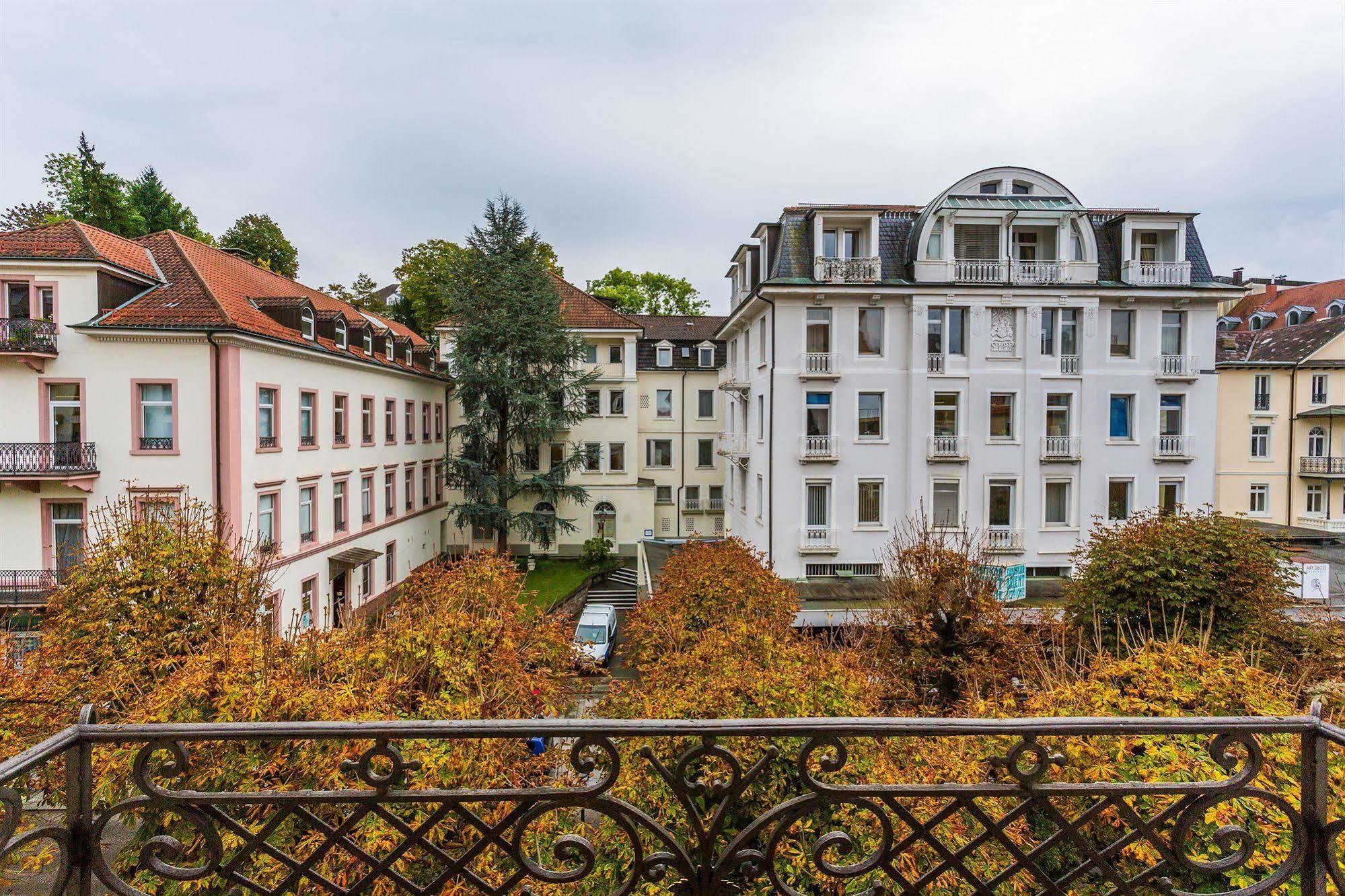 Hotel Roemerhof Baden-Baden Exterior photo